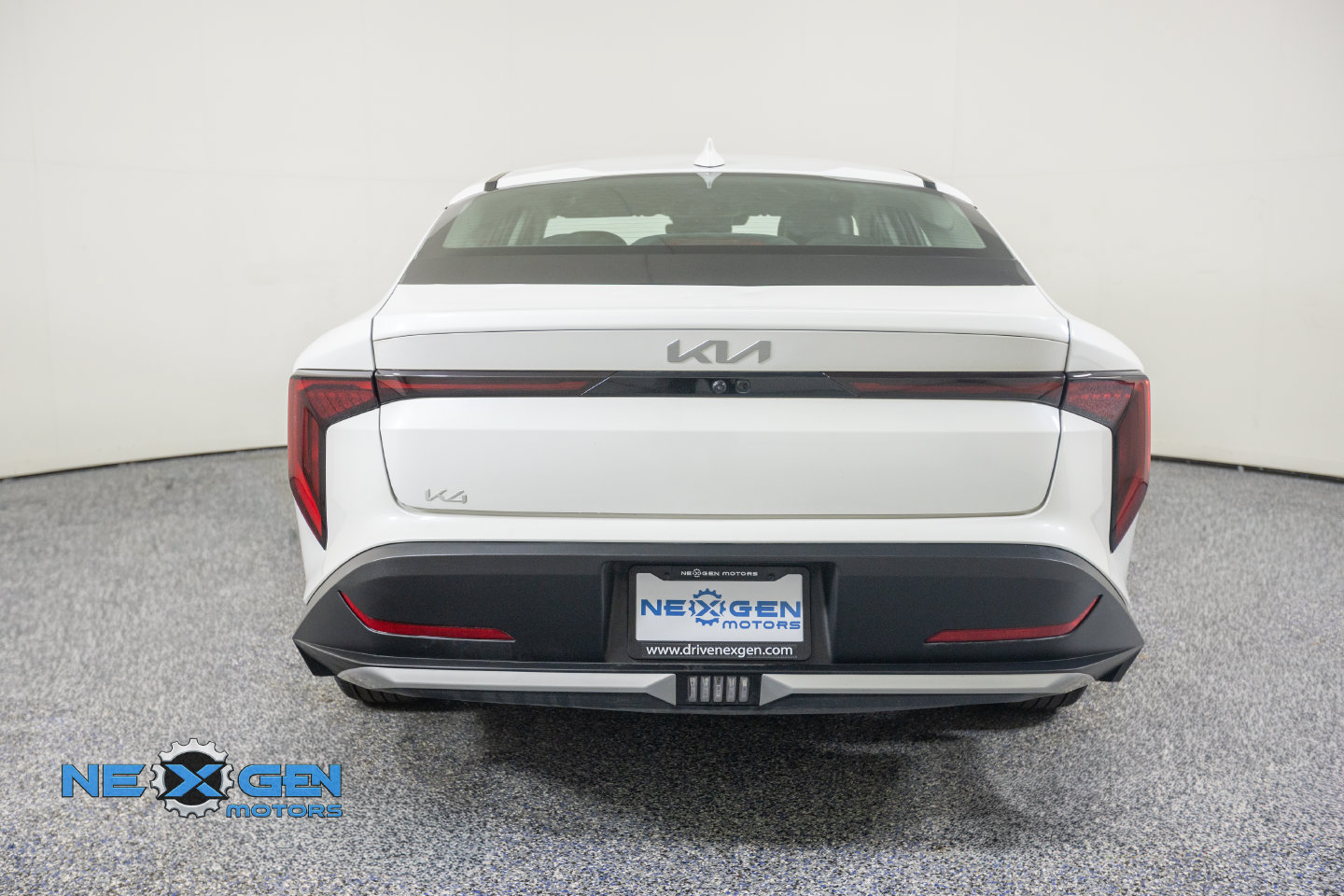 Used 2025 Kia K4 FWD image 30