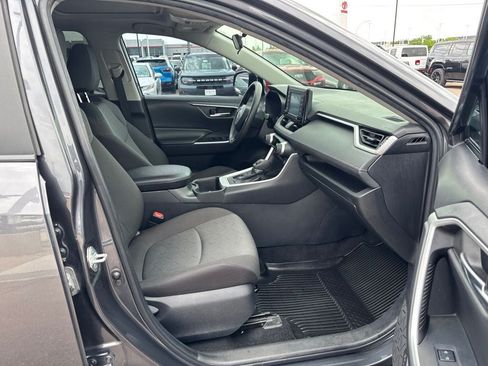 Used 2022 Toyota RAV4 XLE w/ Convenience Package AWD/4WD image 36