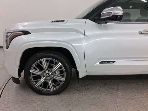 Used 2026 Toyota Sequoia Capstone image 12