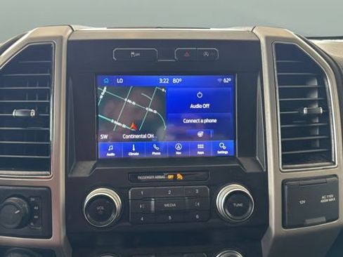 Used 2019 Ford F150 Lariat w/ Equipment Group 502A Luxury AWD/4WD image 12