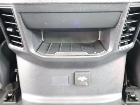 Used 2022 Toyota Tundra SR5 AWD/4WD image 52