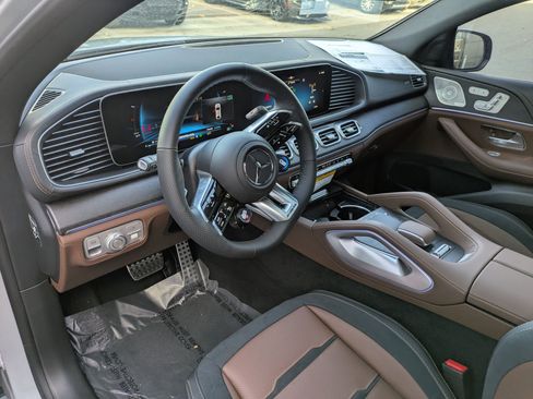 New 2026 Mercedes-Benz GLE 53 AMG 4MATIC Coupe image 12