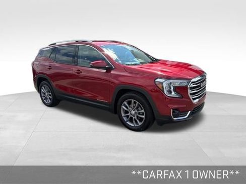 Used 2023 GMC Terrain SLT FWD image 2