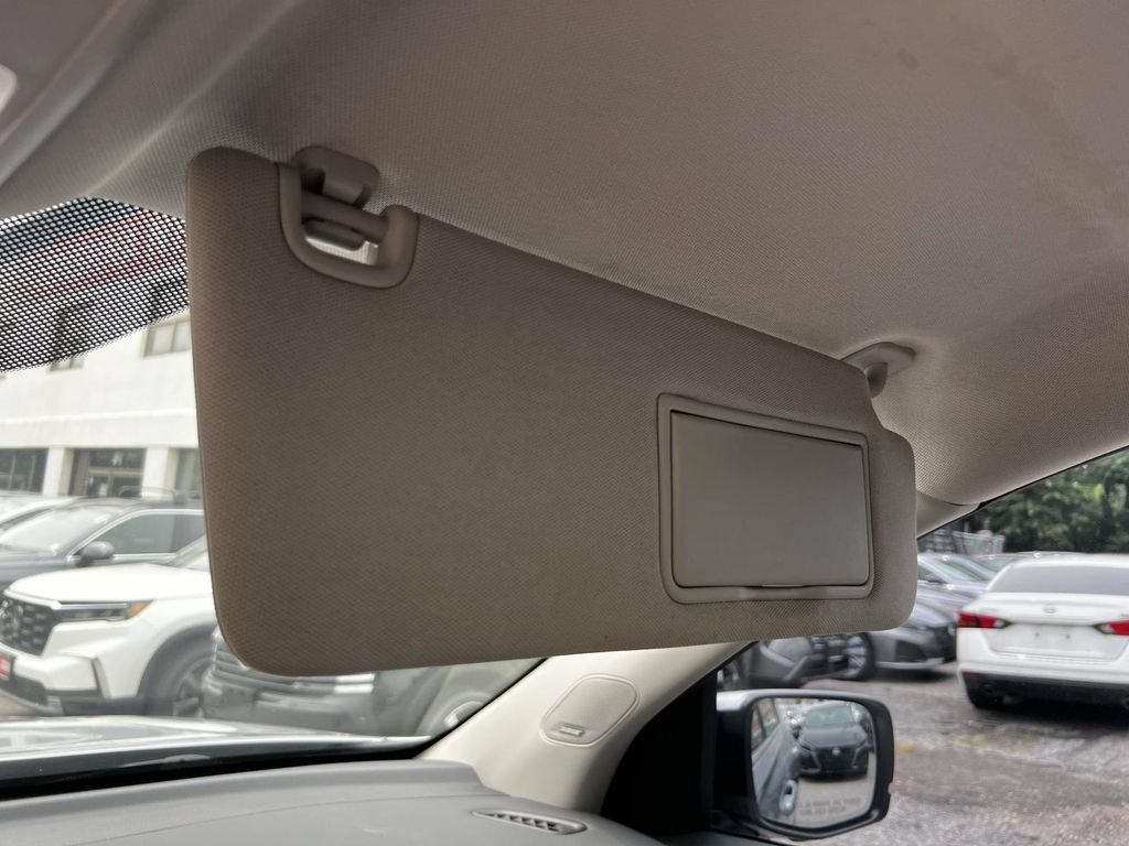 Used 2023 Honda Pilot Elite image 36