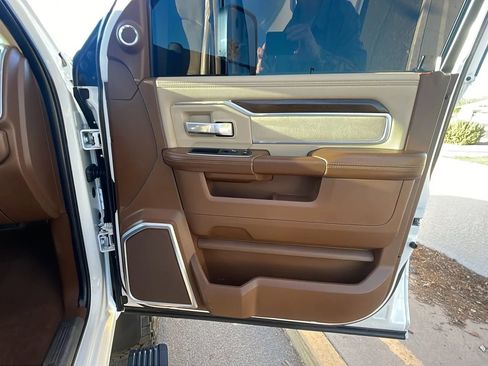 Used 2022 RAM 3500 Laramie image 13