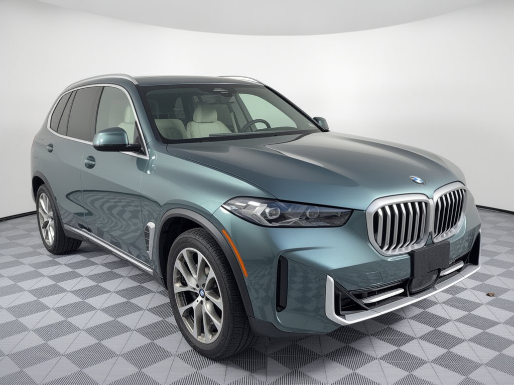 Used 2024 BMW X5 xDrive40i w/ Premium Package AWD/4WD image 7
