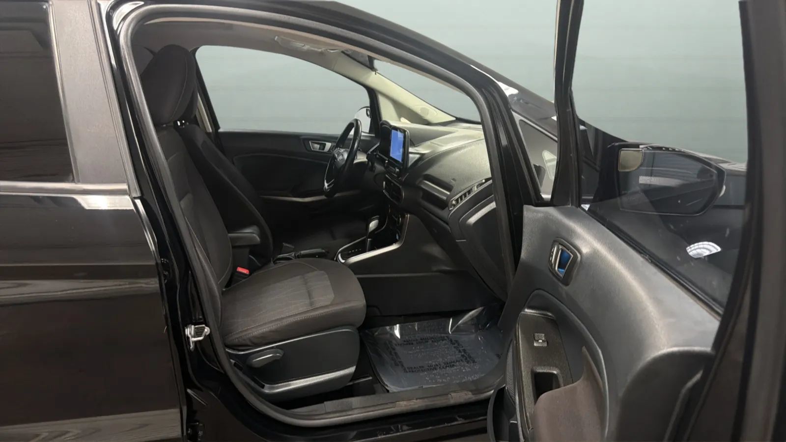 Used 2020 Ford EcoSport SE w/ SE Convenience Package FWD image 22