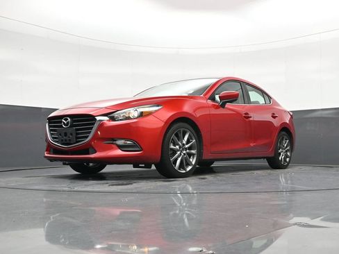 Used 2018 MAZDA MAZDA3 Touring FWD image 21
