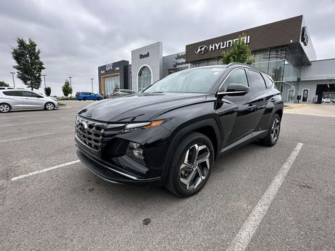 Certified 2024 Hyundai Tucson Limited AWD/4WD image 1