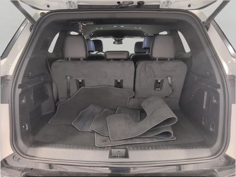 Used 2026 Buick Enclave Sport Touring AWD/4WD image 15