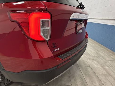 Used 2023 Ford Explorer XLT w/ Equipment Group 202A image 34