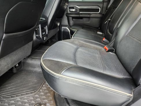 Used 2023 RAM 3500 Laramie w/ Night Edition image 37