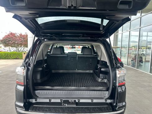 Used 2017 Toyota 4Runner Limited AWD/4WD image 16