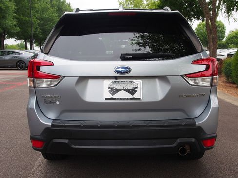 Used 2021 Subaru Forester Limited w/ Popular Package #3 AWD/4WD image 6