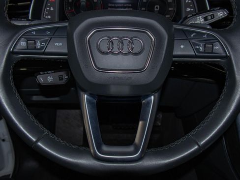 Used 2022 Audi Q7 Premium Plus image 11