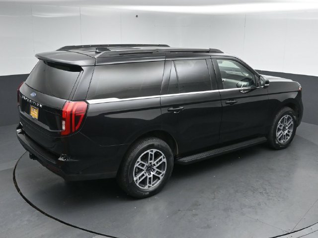 Certified 2025 Ford Expedition Active AWD/4WD image 52