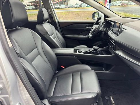 Used 2023 Nissan Rogue SV w/ SV Premium B Package AWD/4WD image 26