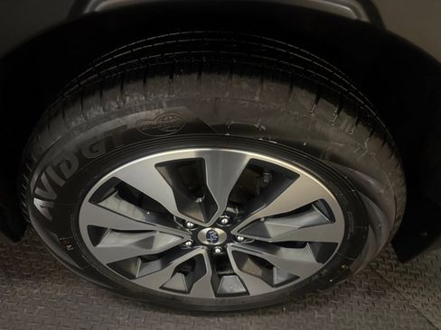 Used 2024 Subaru Outback Limited w/ Popular Package #2 image 17