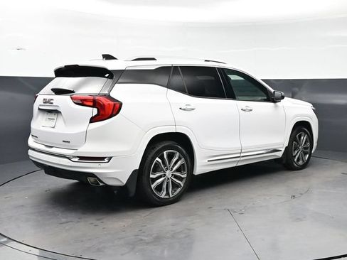 Used 2020 GMC Terrain Denali w/ LPO, Floor Liner Package AWD/4WD image 5