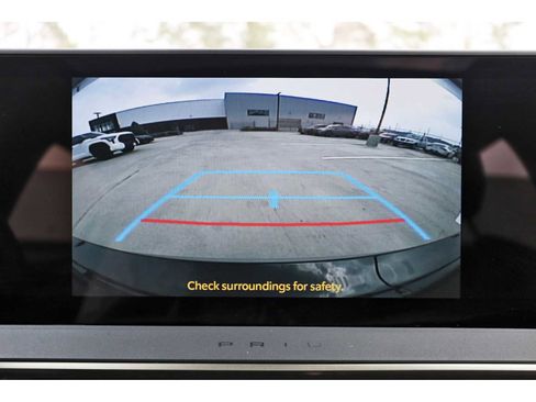 Used 2025 Toyota Prius Plug-In Hybrid image 23