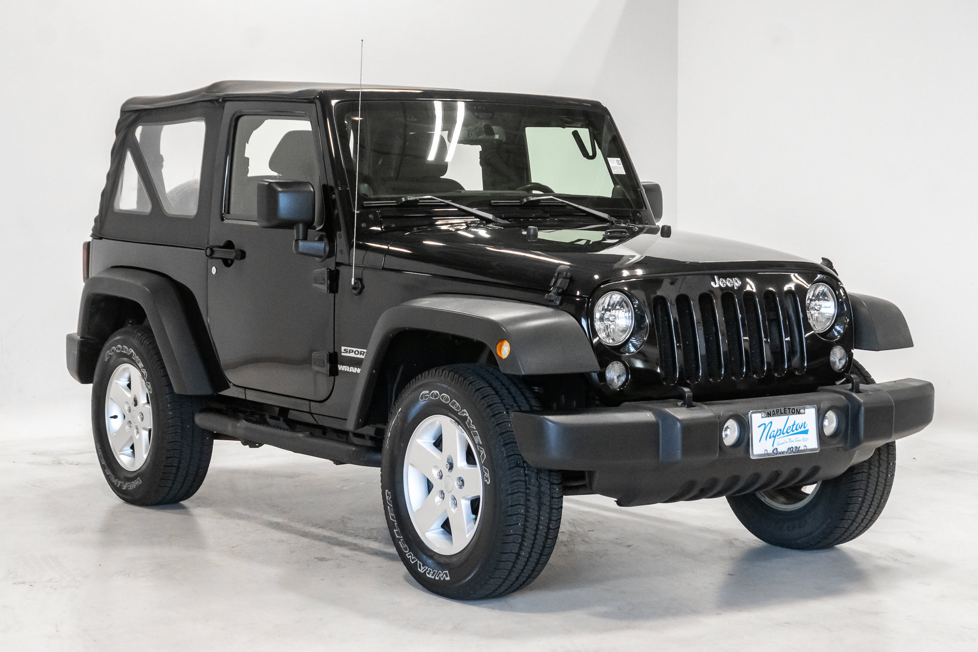 Used 2014 Jeep Wrangler Sport w/ Quick Order Package 23S AWD/4WD image 6