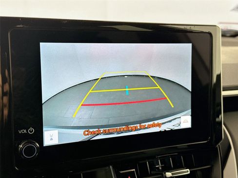 Certified 2025 Toyota Corolla Cross XSE image 25