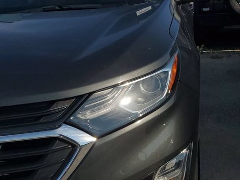 Used 2019 Chevrolet Equinox LT FWD image 4