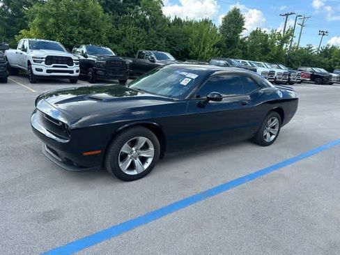 Certified 2019 Dodge Challenger SXT RWD image 14