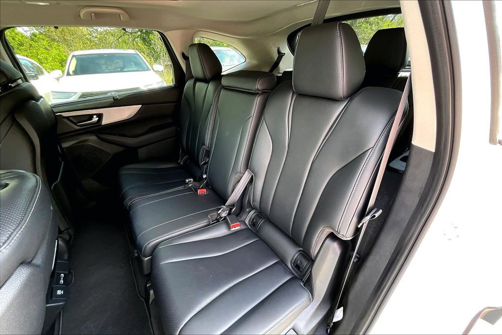 Used 2023 Acura MDX w/ Technology Package AWD/4WD image 36