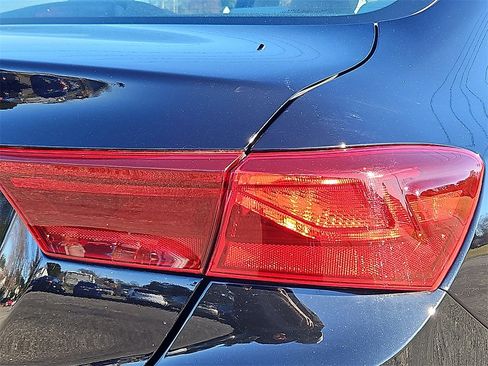 Certified 2023 Kia Forte LXS image 30