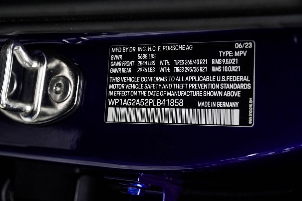 Used 2023 Porsche Macan S AWD/4WD image 50