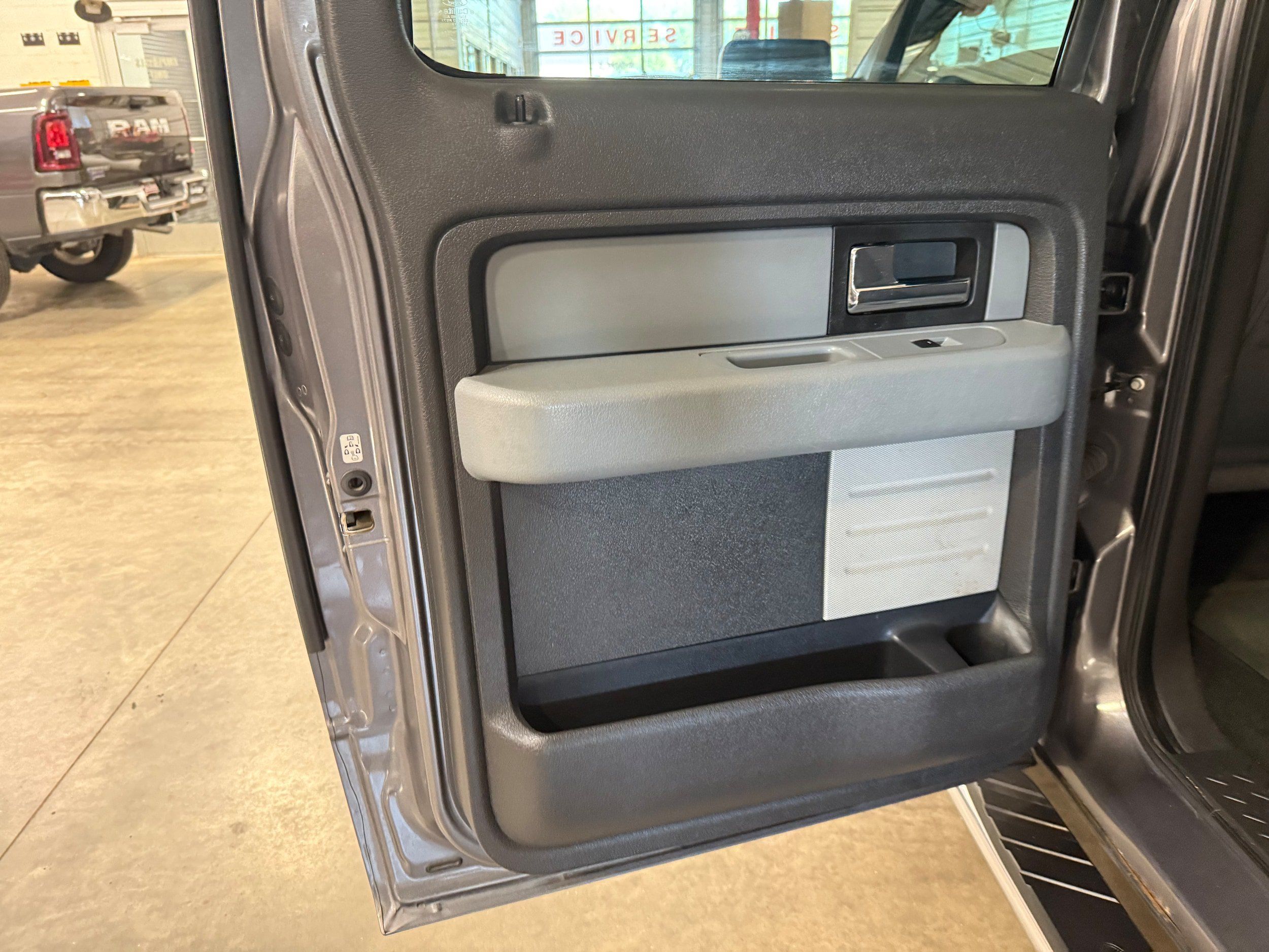 Used 2013 Ford F150 XLT w/ Luxury Equipment Group AWD/4WD image 25