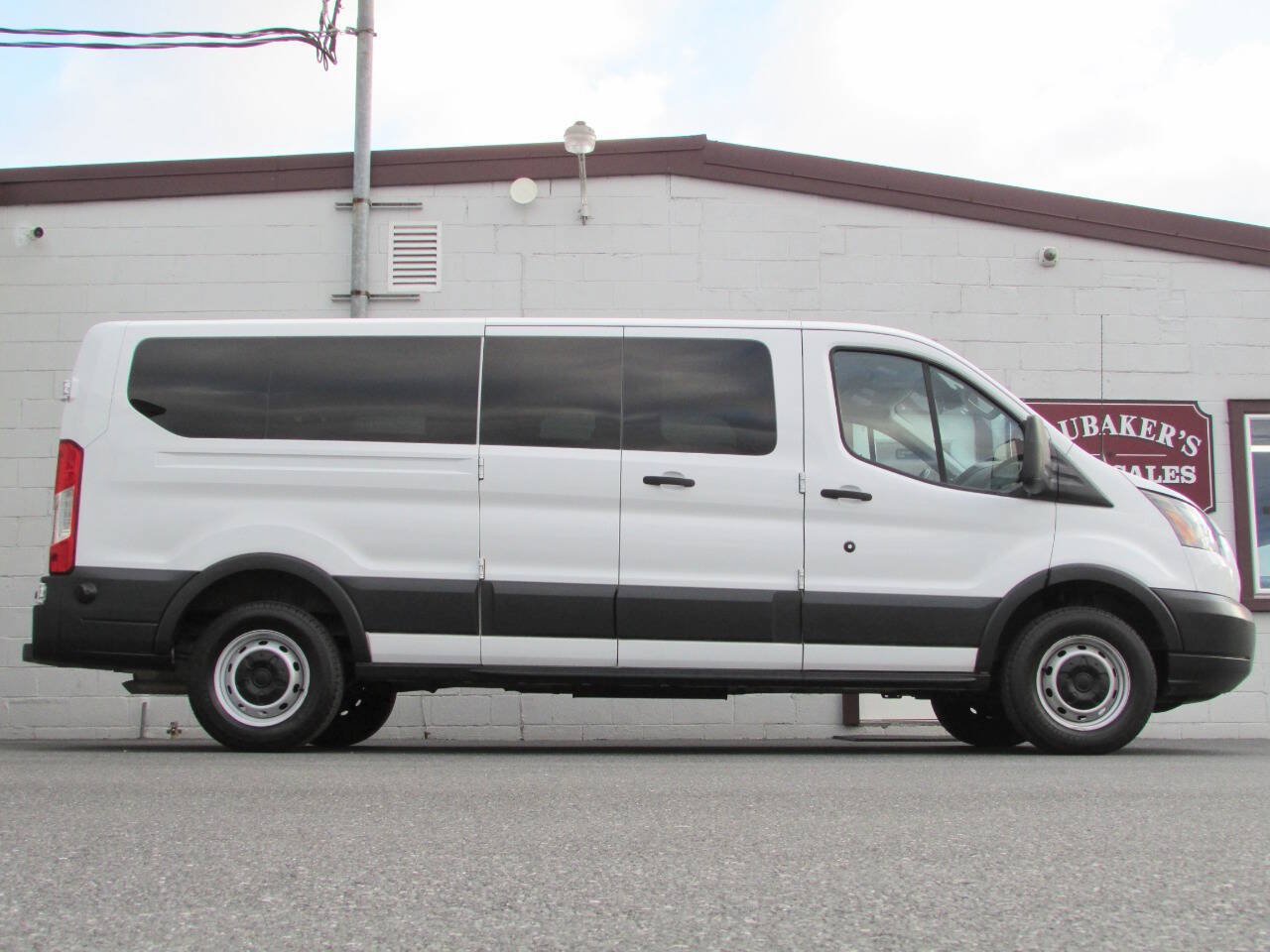Used 2016 Ford Transit 350 XL RWD image 1