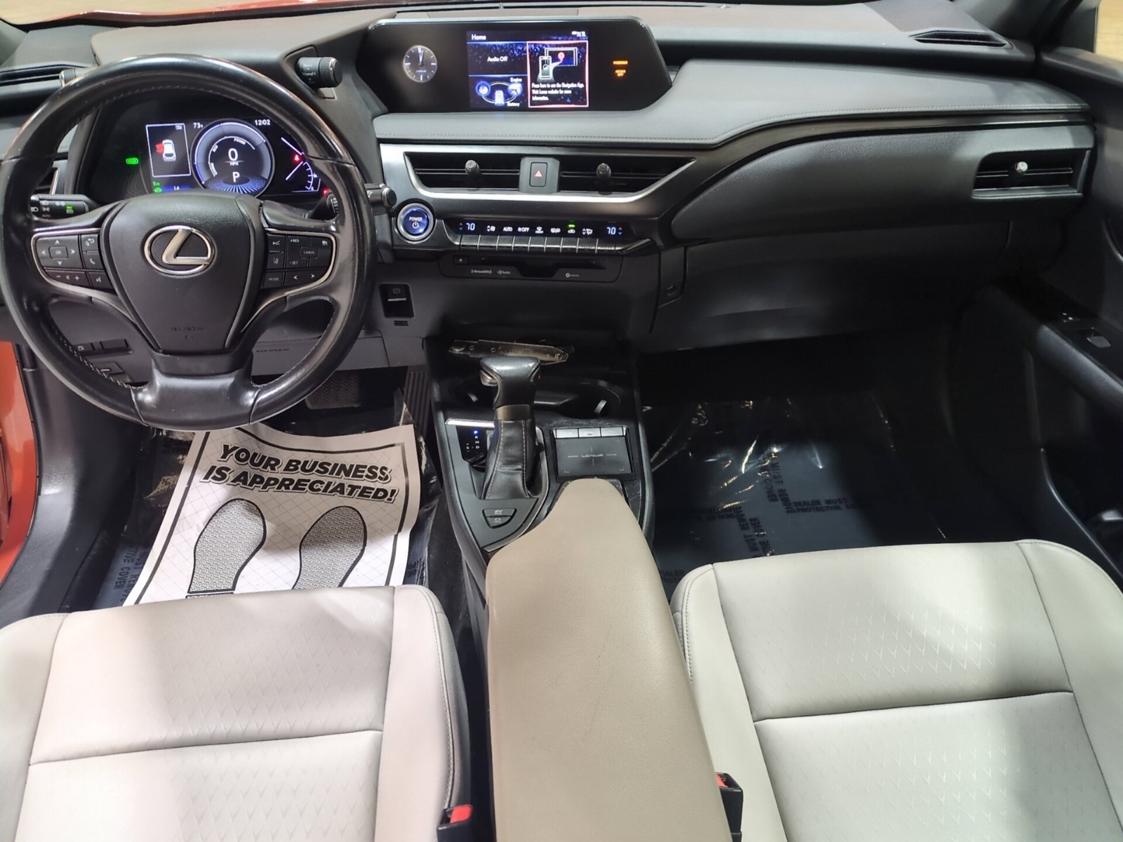 Used 2019 Lexus UX 250h w/ Accessory Package 2 AWD/4WD image 14