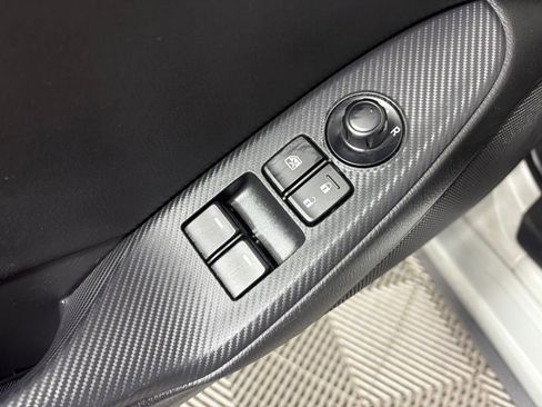 Used 2018 MAZDA MX-5 Miata Club image 13