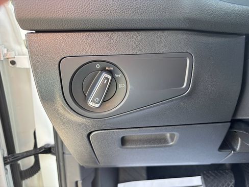 Used 2024 Volkswagen Tiguan Wolfsburg Edition FWD image 31