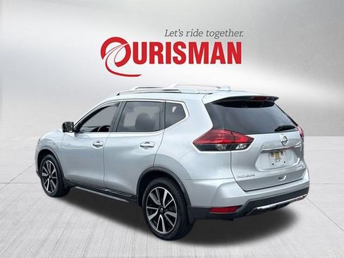 Used 2018 Nissan Rogue SL w/ Premium Package image 4