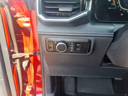 Used 2024 Ford Mustang GT Premium image 18