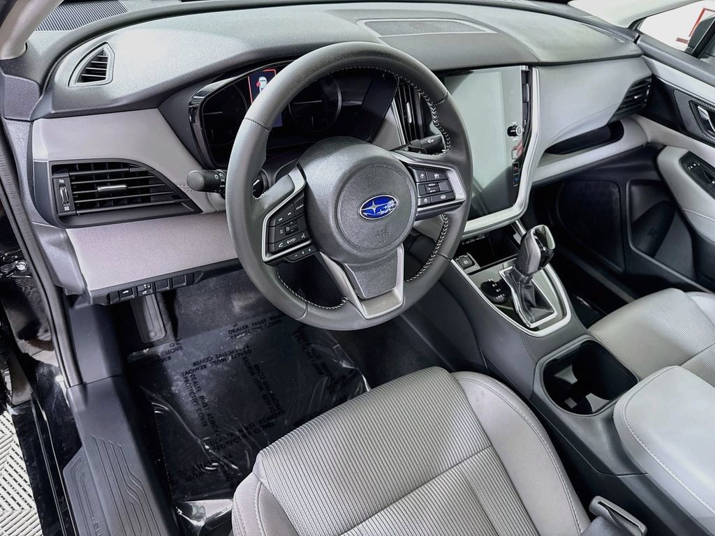 Used 2025 Subaru Legacy Premium AWD/4WD image 18