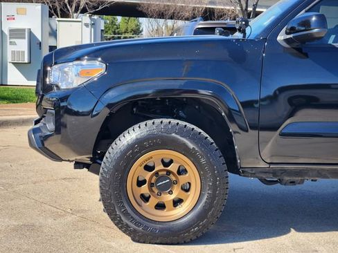 Used 2023 Toyota Tacoma SR image 5
