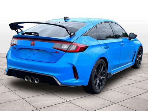 Used 2023 Honda Civic Type R image 9