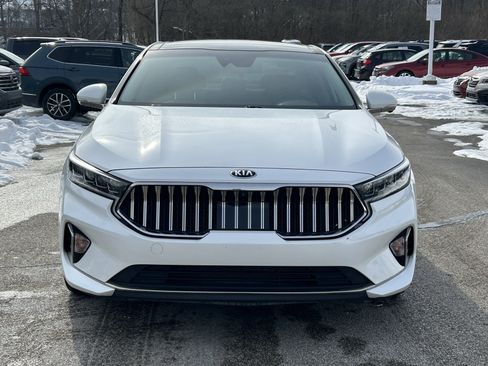 Used 2020 Kia Cadenza Limited image 2