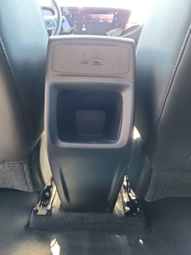 Used 2025 Buick Envista Sport Touring FWD image 20