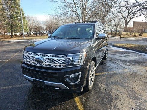 Used 2020 Ford Expedition Platinum image 2