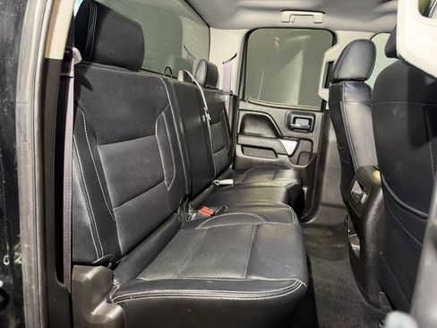 Used 2017 Chevrolet Silverado 1500 LT w/ Midnight Edition image 29