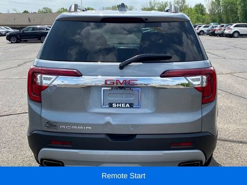 Certified 2023 GMC Acadia SLE w/ Driver Convenience Package FWD image 4