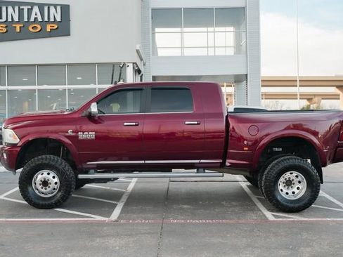 Used 2017 RAM 3500 Laramie Longhorn image 14
