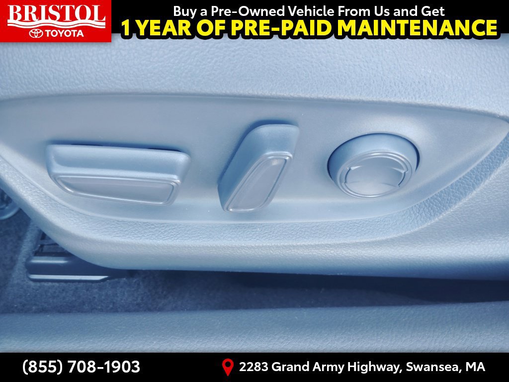 Used 2019 Toyota Camry LE w/ Convenience Package FWD image 17