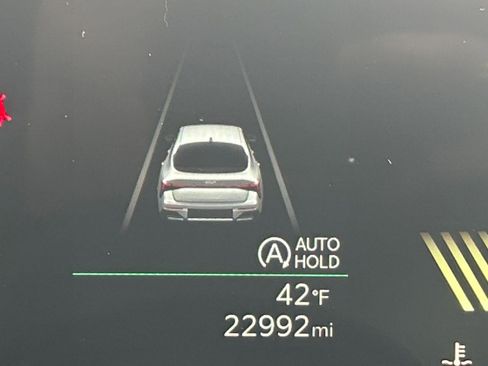 Used 2025 Kia K5 LXS image 40