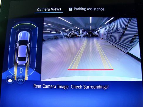 Used 2025 Mercedes-Benz C 300 4MATIC Sedan image 10